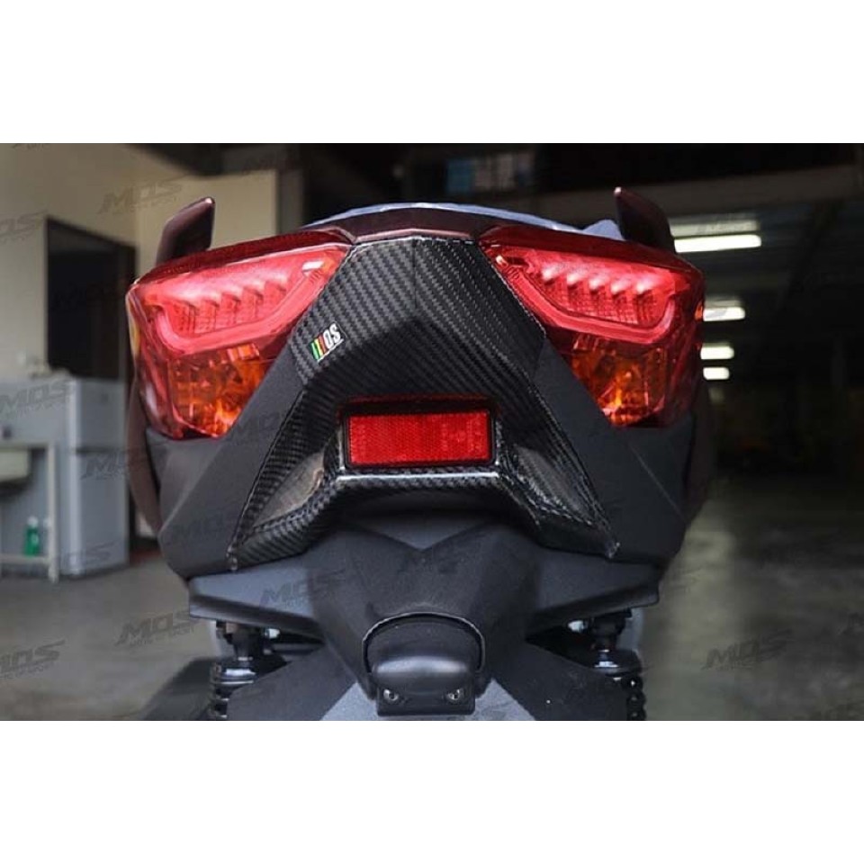 MOS Y-XM3-HY016-C01 Motorcycle Carbon Fiber Taillight Lower Cover for Yamaha X-MAX 300 2017-2018, X-MAX 250 2018